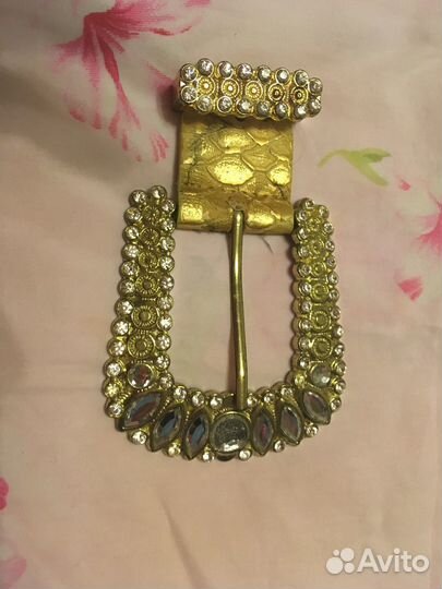 Пряжка со стразами, производство Италия