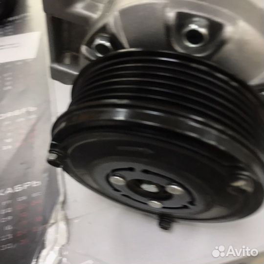 Компрессор кондиционера audi A6