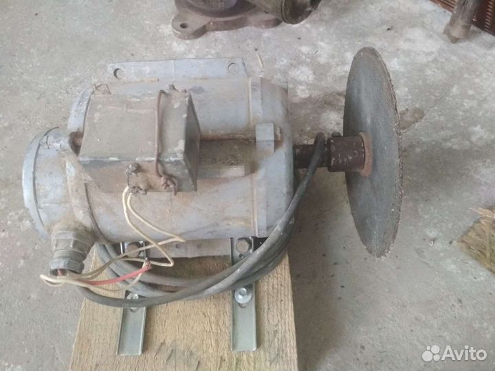 Электродвигатель