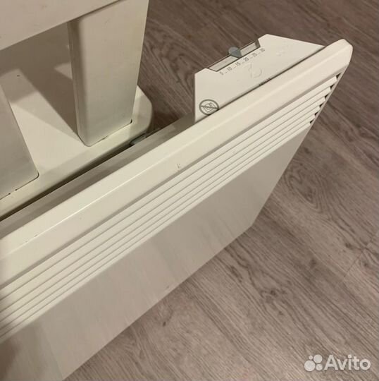 Конвектор электрический Nobo 750w