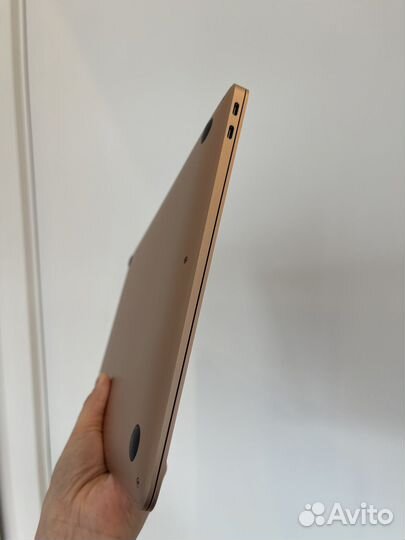 Apple MacBook Air Retina, 13-inch, 2020 8gb 512