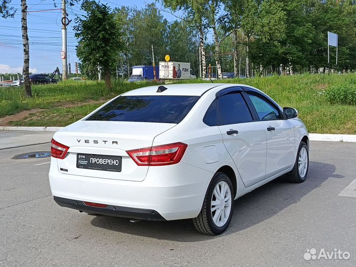 LADA Vesta 1.6 МТ, 2018, 220 000 км