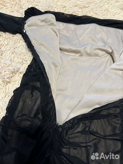 Платье черное вечернее на молнии