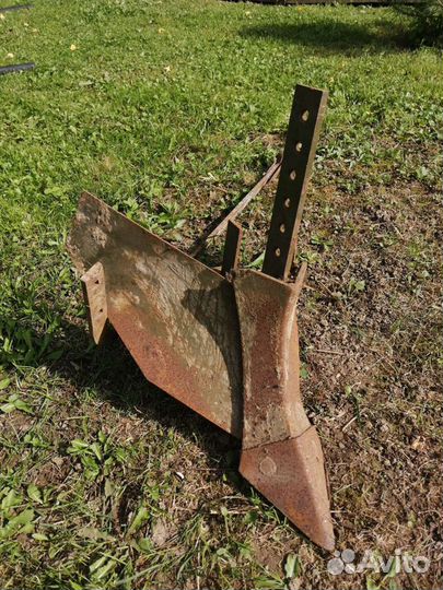 Плуг, окучиватель