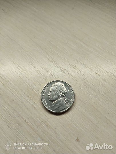 Монета Five cents