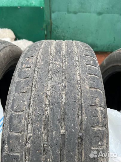 Kumho Ecsta HS51 215/55 R17