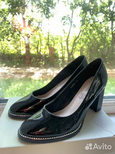 Туфли женские 38 размер новые кожа