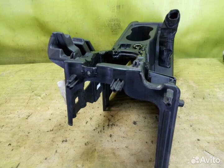 Центральная консоль Ford Focus CB8 pnda 2012