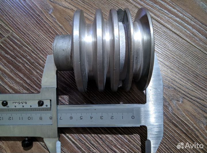 Шкив 3-х ручейный для двигателя