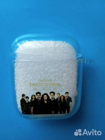 Новый чехол для наушников AirPods