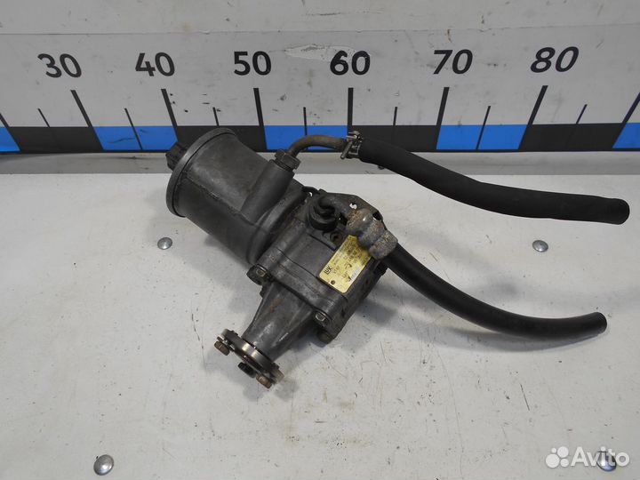 Насос гидроусилителя Mercedes OM601.912 W124