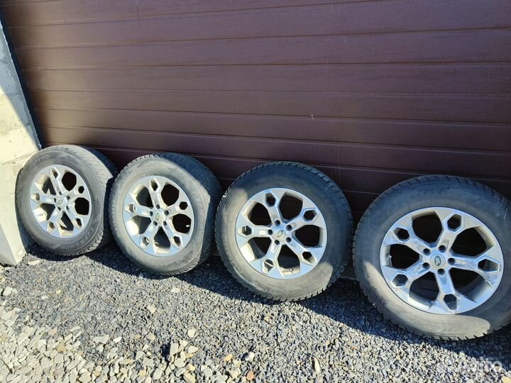Резина зимняя на дисках 235Х65 R17