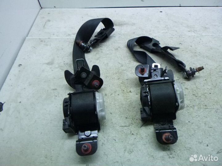 Ремень задний правый hyundai santa FE 2012