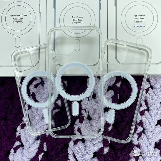 Прозрачный MagSafe чехол на iPhone