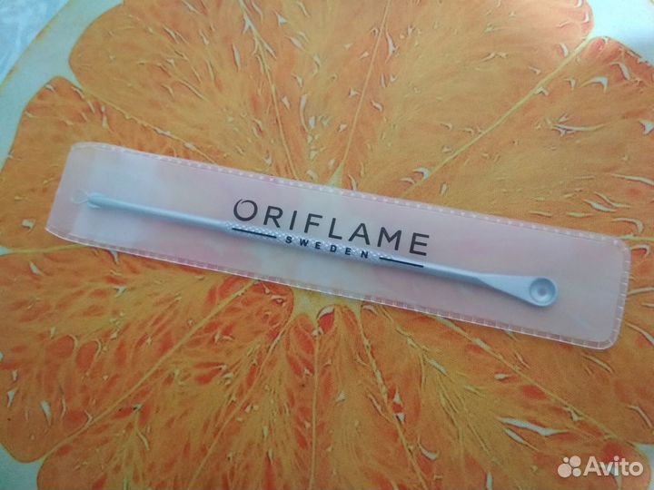 Инструмент для чистки лица и пор Oriflame