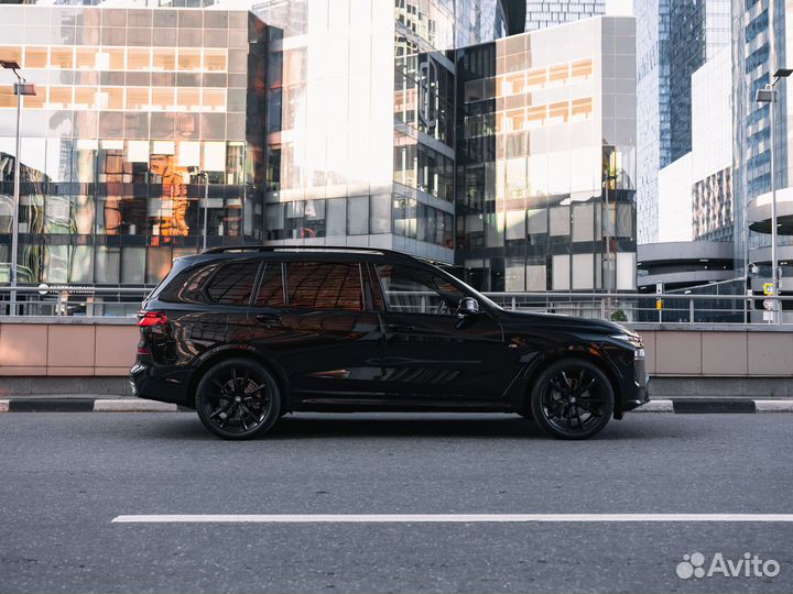 BMW X7 3.0 AT, 2023, 6 900 км