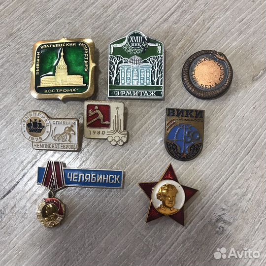 Значки разные