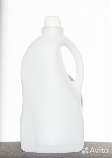 Бутылка пластиковая 2л