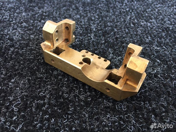 Кронштейн переднего бампера Traxxas TRX-4