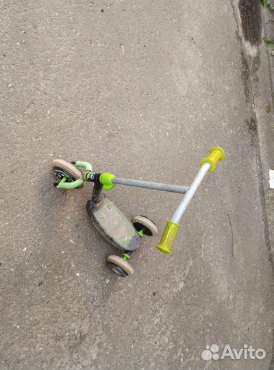 Самокат детский трехколесный