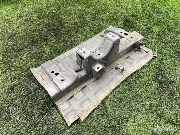 Крепление карданного вала Toyota Lite Ace Noah