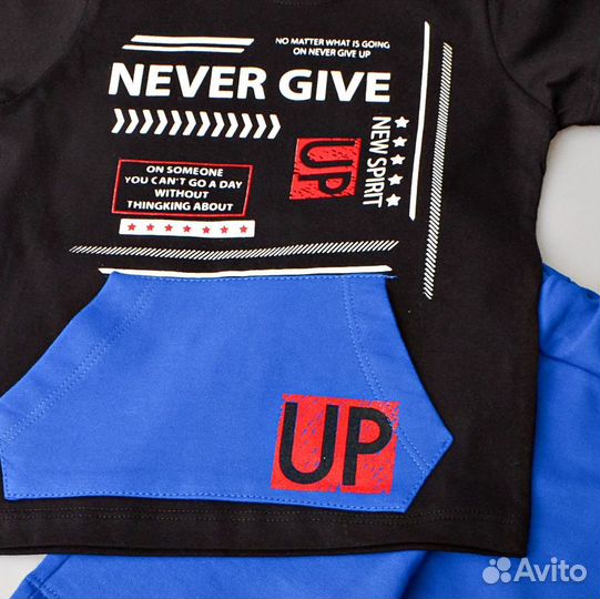 Костюм для мальчика новый 104, 110