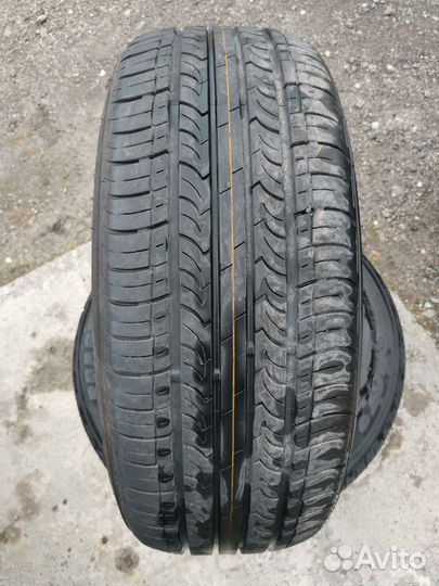 Roadstone Classe Premiere CP672 225/55 R18 97H