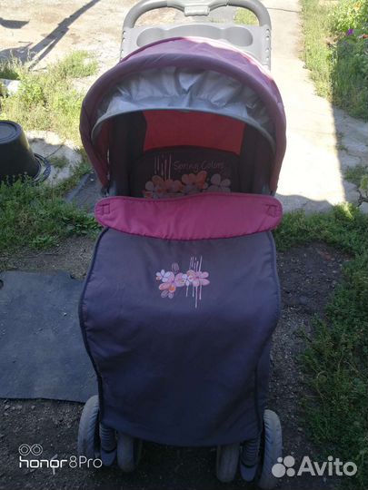 Прогулочная коляска