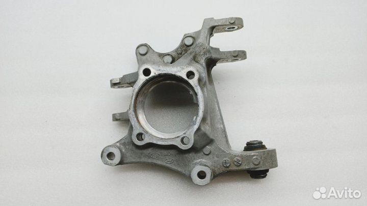 Кулак поворотный задний правый Hyundai Santa Fe TM