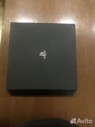 Sony PS4 pro 1tb
