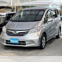 Honda Freed 1.5 CVT, 2013, 45 000 км, с пробегом, цена 630 000 руб.