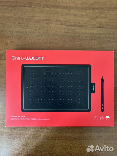 Графический планшет One by Wacom M