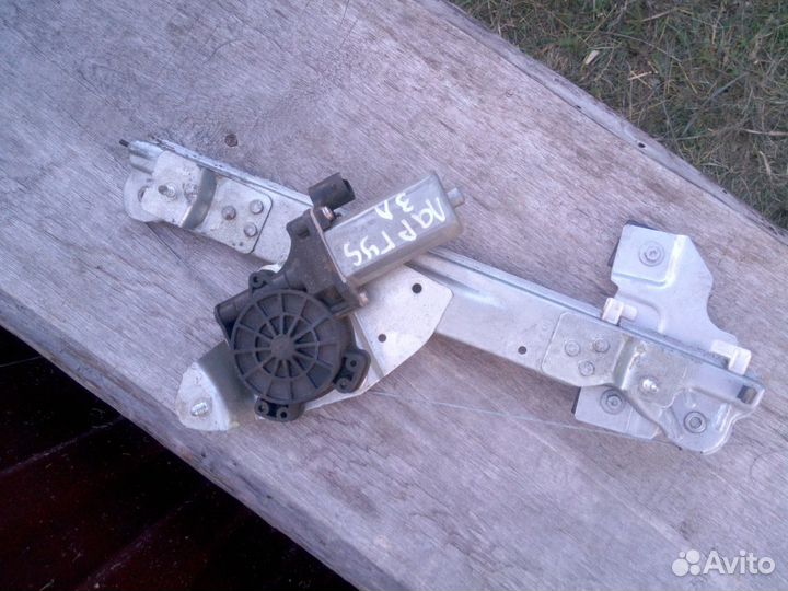 Стеклоподъёмник Ларгус