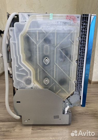 Встраиваемая посудомоечная машина Bosch SPV4HMX1DR