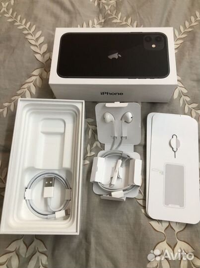 Комплект usb и наушники Apple iPhone 11 оригинал