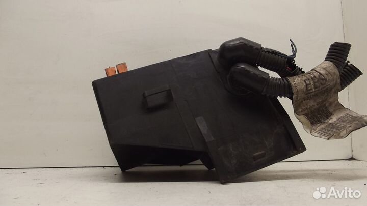 Блок монтажный реле 90560119 Опель Зафира 2003г 2л