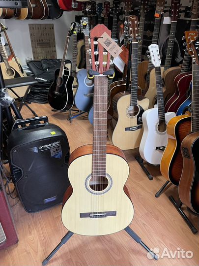 Классическая гитара