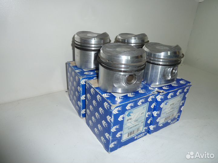 Ford Escort/ Fiesta/ Orion Новый Комплект Поршней