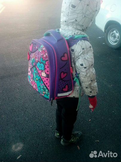 Школьный портфель