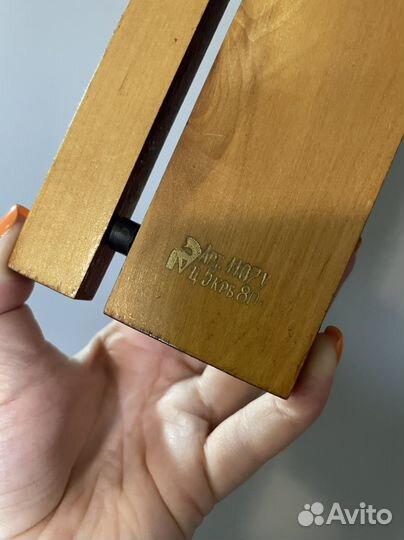 Щетка для обуви на стену