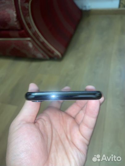 iPhone X, 64 ГБ