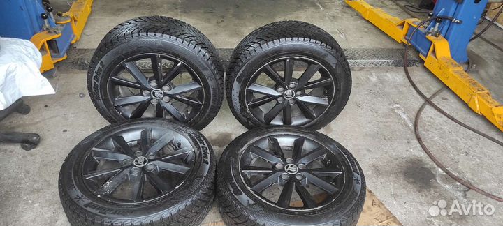 Диск шины Skoda Volkswagen R16 5x112 205 55 16