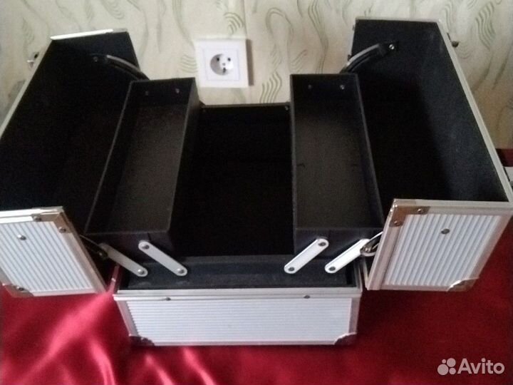 Бьюти кейс для косметики