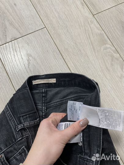 Чёрные джинсы Levi's Premium 724 27 S/М оригинал