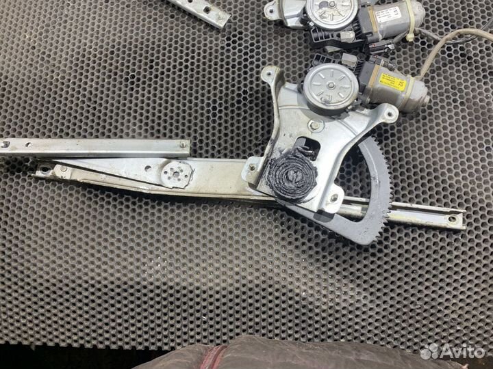 Стеклоподъемник передний Chevrolet Aveo T250 Авео