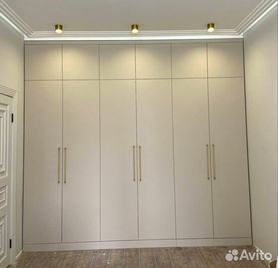 Шкаф для одежды