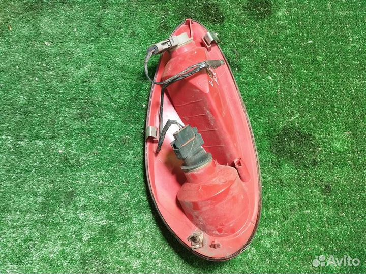 Фонарь задний правый Chrysler PT Cruiser 2003