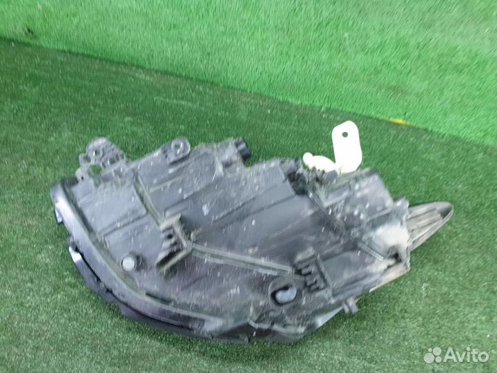 Фара правая Hyundai Sonata