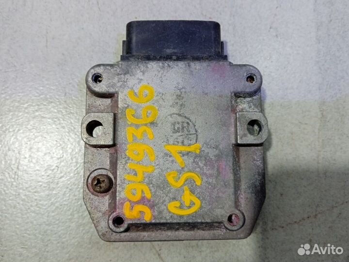 Блок управления зажиганием (коммутатор)