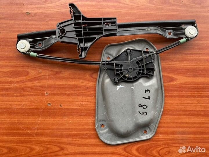 Стеклоподъемник электрический задний левый Vw Golf